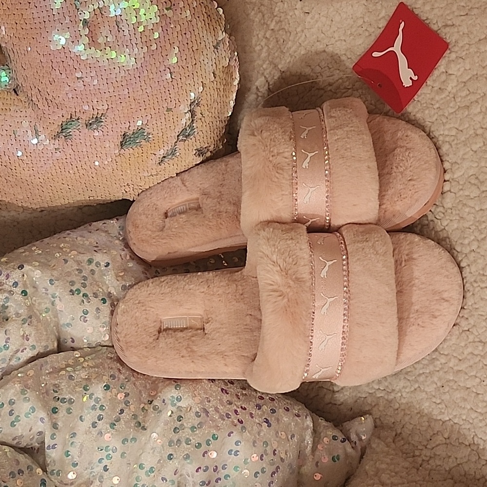 customized bling plush slippers